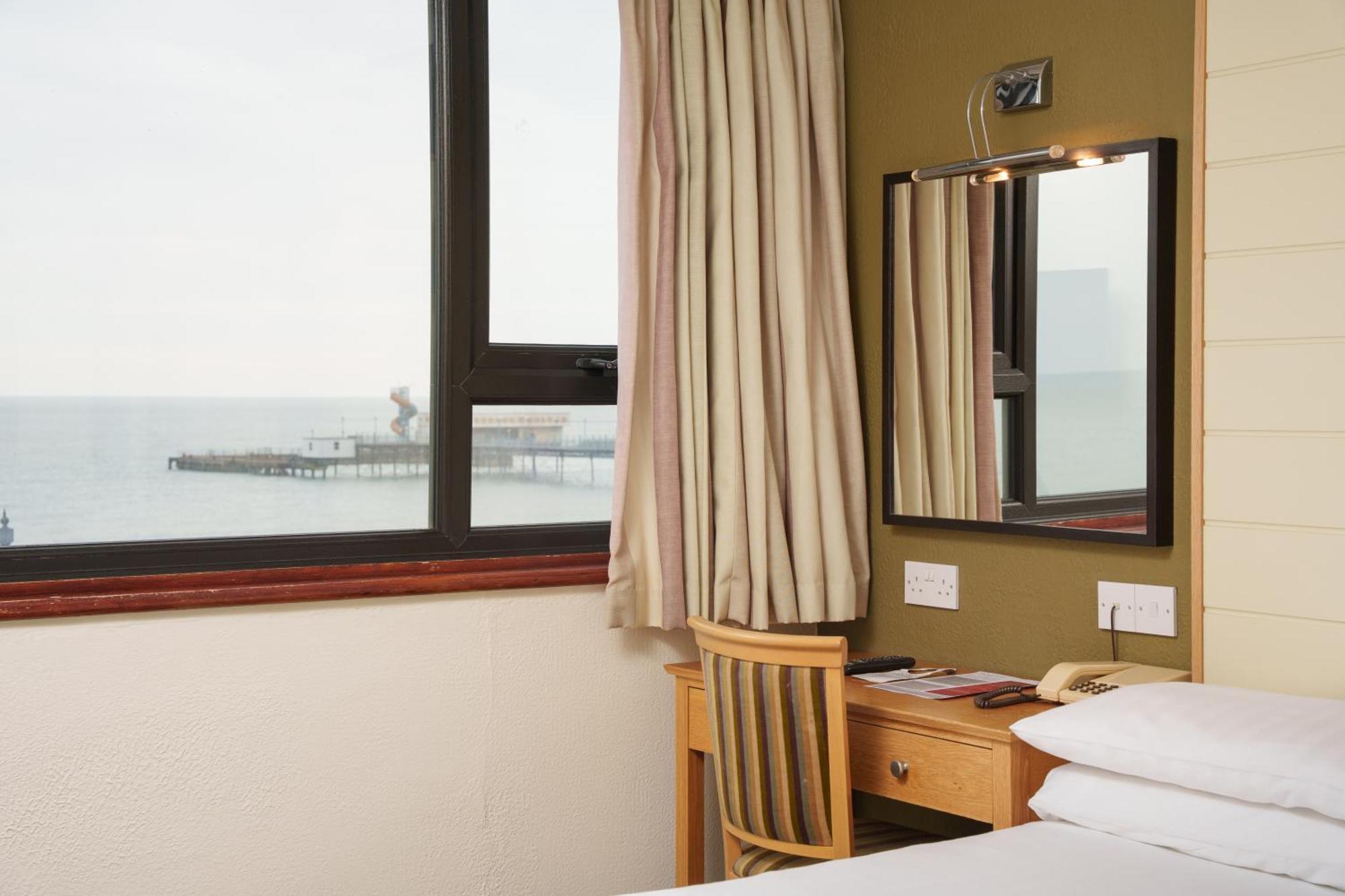 Trouville Hotel Sandown Extérieur photo