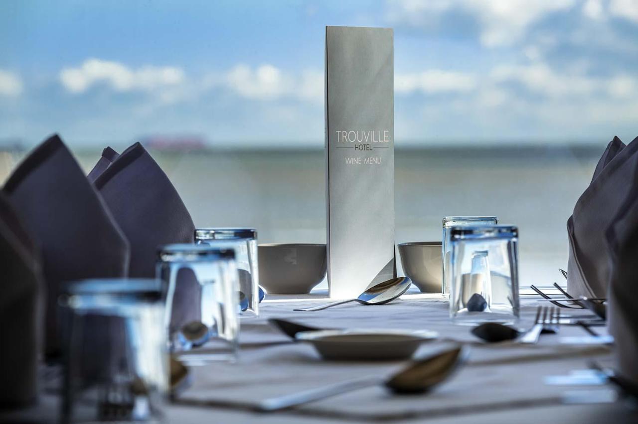 Trouville Hotel Sandown Extérieur photo